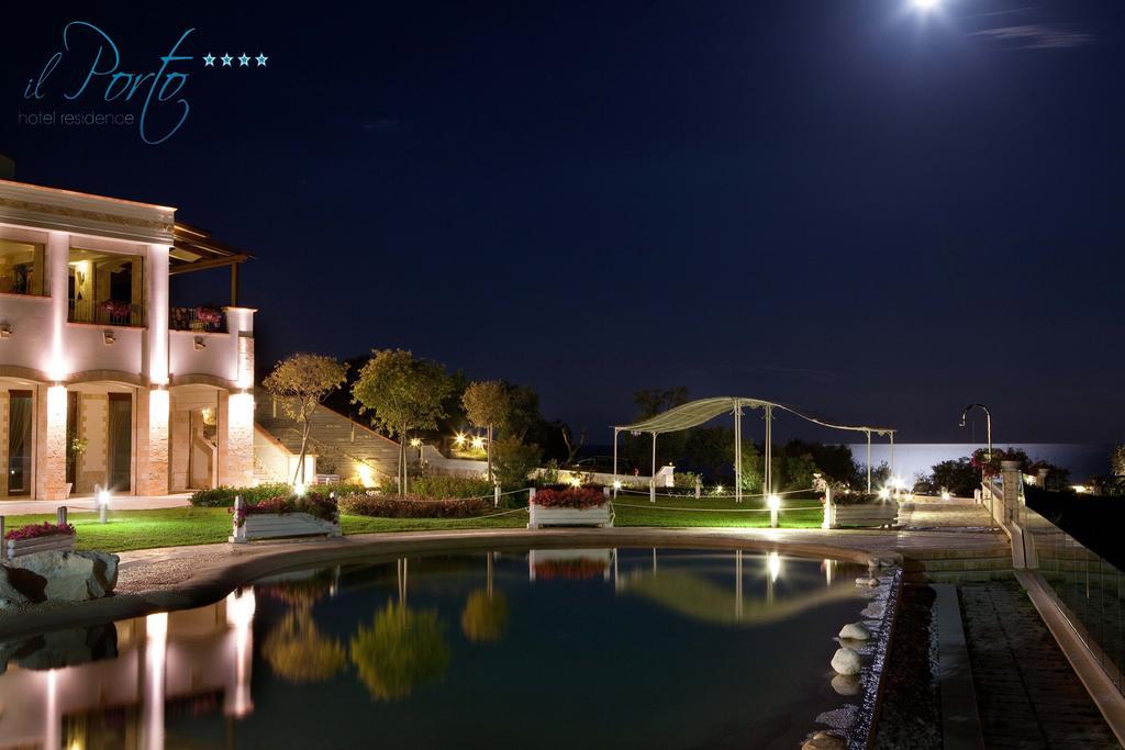 Hotel Residence Il Porto ماتيناتا المظهر الخارجي الصورة